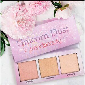 TRENDBEAUTY UNICORN DUST HIGHLIGHTER PALETTE With 3 Colors, NEW IN BOX